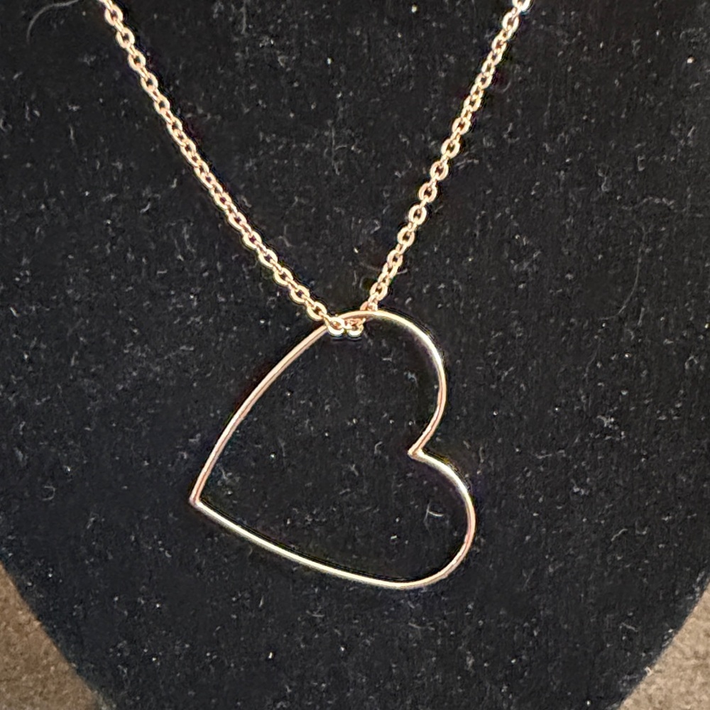 Pura Vida Open Heart Outline Necklace in Rose Gold
